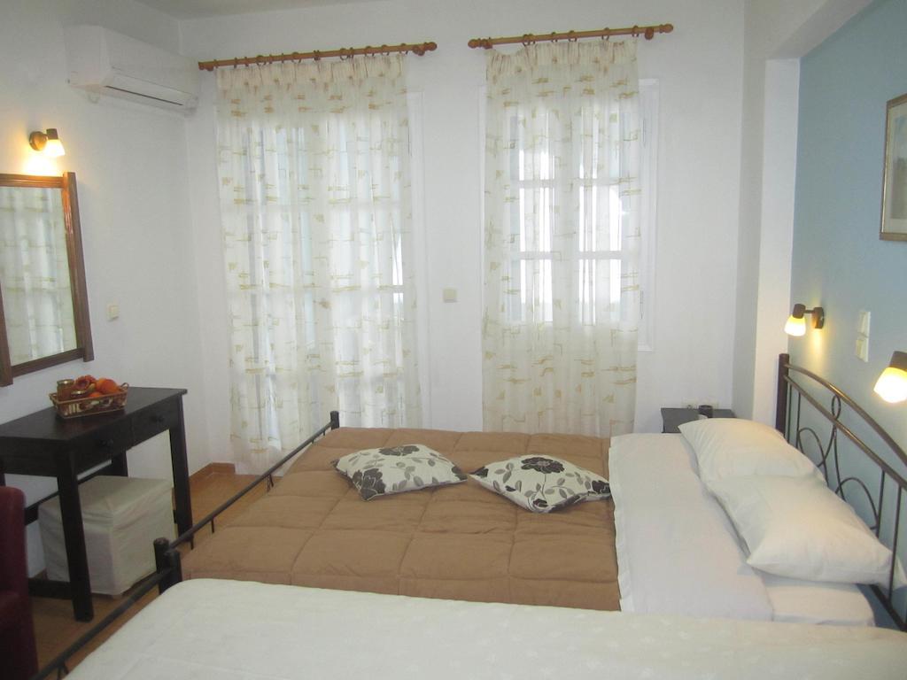 Galazia Studios Naxos City Bagian luar foto
